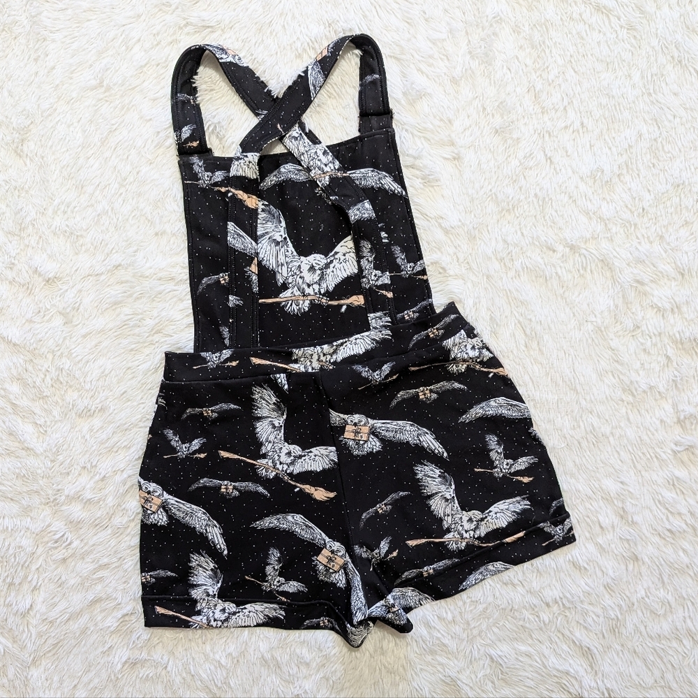 Blackmilk x Harry Potter Owl Post Hedwig Broomstick Short Overalls Large - Picture 7 of 12